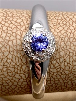 *Кольцо р.18,5 Танзанит цв Белое арт. 13030-204-219 (вес 1,87 г) - фото 331443 *Кольцо р.18,5 Танзанит цв Белое арт. 13030-204-219 (вес 1,87 г) - фото 331443