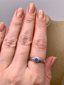 *Кольцо р.18,5 Танзанит цв Белое арт. 13030-204-219 (вес 1,87 г) - фото 331446 *Кольцо р.18,5 Танзанит цв Белое арт. 13030-204-219 (вес 1,87 г) - фото 331446