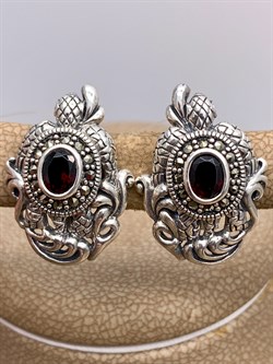 *Серьги Черепашка Марказит Гранат Пироп арт. HE1309-247 вес 8,15 г - фото 331756