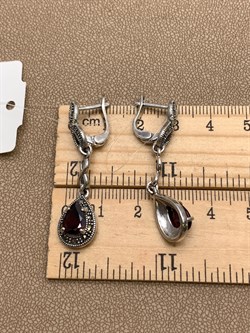 *Серьги Микс Марказит Гранат Пироп арт. HE1414-104 вес 8,46 г - фото 331907 *Серьги Микс Марказит Гранат Пироп арт. HE1414-104 вес 8,46 г - фото 331907