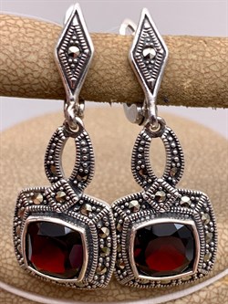 *Серьги Микс Марказит Гранат Пироп арт. HE848-052 вес 8,11 г - фото 332075