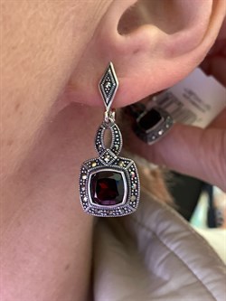 *Серьги Микс Марказит Гранат Пироп арт. HE848-052 вес 8,11 г - фото 332078