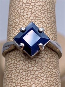 *КОЛЬЦО р.17 Корунд Синий Сапфир тон арт. R00059-952, (вес 3,4 г) - фото 333856 *КОЛЬЦО р.17 Корунд Синий Сапфир тон арт. R00059-952, (вес 3,4 г) - фото 333856