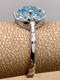 *Кольцо р.18 Голубой Топаз арт. R00082-205, (вес 2,74 г) - фото 334037 *Кольцо р.18 Голубой Топаз арт. R00082-205, (вес 2,74 г) - фото 334037