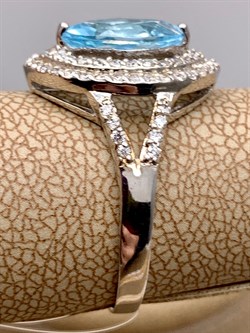 *КОЛЬЦО р.18 Голубой Топаз арт. R00017-958, (вес 3,26 г) - фото 334048 *КОЛЬЦО р.18 Голубой Топаз арт. R00017-958, (вес 3,26 г) - фото 334048