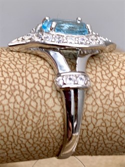 *КОЛЬЦО р.17 Голубой Топаз арт. R00094-499, (вес 3,35 г) - фото 334117 *КОЛЬЦО р.17 Голубой Топаз арт. R00094-499, (вес 3,35 г) - фото 334117