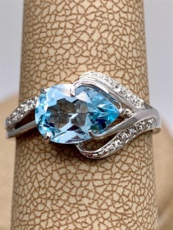 *Кольцо р.18 Голубой Топаз арт. R00608-037, (вес 3,24 г) - фото 335348 *Кольцо р.18 Голубой Топаз арт. R00608-037, (вес 3,24 г) - фото 335348