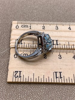 *Кольцо р.17,5 Голубой Топаз арт. R00632-136, (вес 4,61 г) - фото 335362 *Кольцо р.17,5 Голубой Топаз арт. R00632-136, (вес 4,61 г) - фото 335362