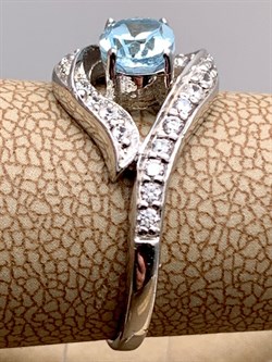 *КОЛЬЦО р.17,5 Голубой Топаз арт. R00101-925, (вес 2,43 г) - фото 336028 *КОЛЬЦО р.17,5 Голубой Топаз арт. R00101-925, (вес 2,43 г) - фото 336028