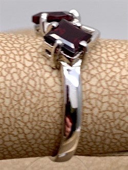 *КОЛЬЦО р.17 Гранат арт. R00236-910, (вес 2,93 г) - фото 336343