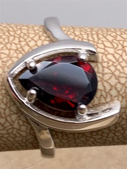 *КОЛЬЦО р.17,5 Гранат арт. R00202-512, (вес 2,73 г) - фото 336361