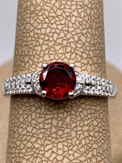 *Кольцо р.17,5 Гранат арт. R00507-387 Вес 2,61 г - фото 336397 *Кольцо р.17,5 Гранат арт. R00507-387 Вес 2,61 г - фото 336397