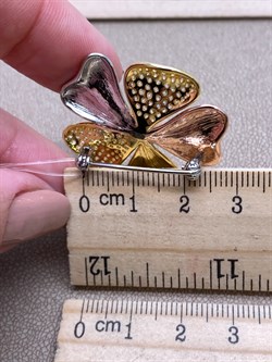 *Брошь Цветок Белый Жемчуг арт. PI-Br2501-3-X-RWL-PN-X-W-658 вес 8,5 г - фото 337407 *Брошь Цветок Белый Жемчуг арт. PI-Br2501-3-X-RWL-PN-X-W-658 вес 8,5 г - фото 337407