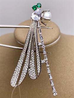 *Брошь Стрекоза Белый Жемчуг Фианит арт. PI-Br02411-X-W-PN-X-Mix-317 вес 10,1 г - фото 337431