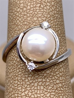 *Кольцо р.18,5 Белый Жемчуг арт. PI-R02529-X-W-W-X-W-659 вес 3,38 г - фото 337488