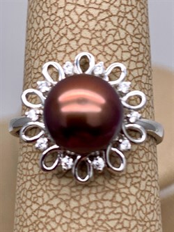 *Кольцо р.17 Шоколадный Жемчуг д.8,5*9мм арт. 1.0404.0.b-795 Вес 2,38 г - фото 337628 *Кольцо р.17 Шоколадный Жемчуг д.8,5*9мм арт. 1.0404.0.b-795 Вес 2,38 г - фото 337628