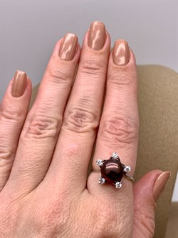 *Кольцо р.17,5 Шоколадный Жемчуг д.9*9,5мм арт. 1.0434.0.b-638 Вес 2,86 г - фото 337662 *Кольцо р.17,5 Шоколадный Жемчуг д.9*9,5мм арт. 1.0434.0.b-638 Вес 2,86 г - фото 337662