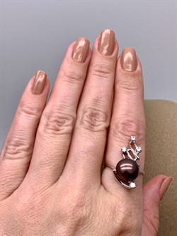 *Кольцо р.18 Шоколадный Жемчуг д.10,5*11мм арт. 1.0294.0.b-644 Вес 3,92 г - фото 337699 *Кольцо р.18 Шоколадный Жемчуг д.10,5*11мм арт. 1.0294.0.b-644 Вес 3,92 г - фото 337699