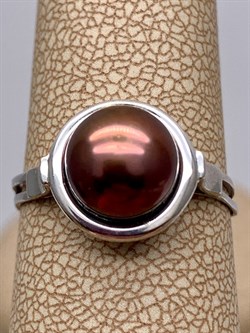 *Кольцо р.18 Шоколадный Жемчуг д.8,5*9мм арт. 1.0652.0.b-805 Вес 3,17 г - фото 337733 *Кольцо р.18 Шоколадный Жемчуг д.8,5*9мм арт. 1.0652.0.b-805 Вес 3,17 г - фото 337733