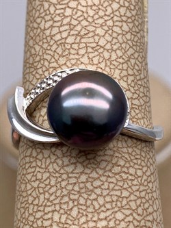 *Кольцо р.17 Черный Жемчуг д.9*9,5мм арт. 1.0351.0.b-959 Вес 2,86 г - фото 337744 *Кольцо р.17 Черный Жемчуг д.9*9,5мм арт. 1.0351.0.b-959 Вес 2,86 г - фото 337744