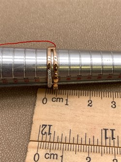 *Кольцо р.16,5 Белый Бр цв Красное арт. 12590-100-181 (вес 2,36 г) - фото 338661