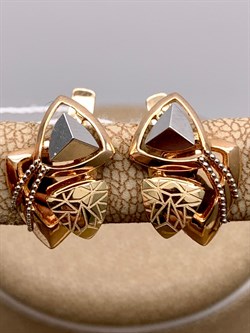 *Серьги цв Лимонное, Красное, Белое арт. 02-4117-00-000-1140-48-670 (вес 3,74 г) - фото 340834 *Серьги цв Лимонное, Красное, Белое арт. 02-4117-00-000-1140-48-670 (вес 3,74 г) - фото 340834