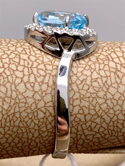 *Кольцо р.17 Топаз, Фианит цв Белое арт. 01-4289-00-207-1120-46-931 (вес 2,29 г) - фото 341216