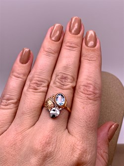 *Кольцо р.18 Топаз цв Красное, Белое арт. 01-5068-00-201-1111-57-190 (вес 2,8 г) - фото 341241 *Кольцо р.18 Топаз цв Красное, Белое арт. 01-5068-00-201-1111-57-190 (вес 2,8 г) - фото 341241