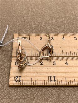 *Серьги Топаз цв Красное и Белое арт. 02-4689-00-201-1111-76-077 (вес 2,79 г) - фото 341305