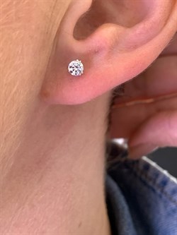 *Пусеты Белый Фианит цв Белое арт. 02-0356-00-501-1120-38-469 (вес 1,18 г) - фото 341860