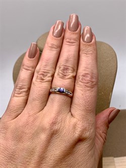 *Кольцо р.17 Танзанит цв Красное арт. 1990815-841 вес 1,81 г - фото 344844