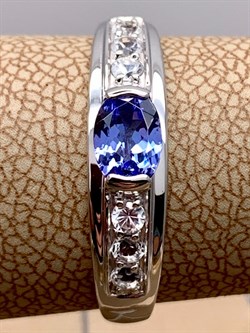 *Кольцо р.18,5 Танзанит цв Белое арт. 1990815-827 вес 1,97 г - фото 344957 *Кольцо р.18,5 Танзанит цв Белое арт. 1990815-827 вес 1,97 г - фото 344957