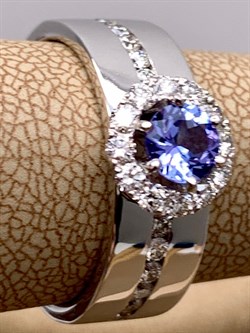 *Кольцо р.18,5 Танзанит цв Белое арт. 1-107-428-31-460 (вес 5,77 г) - фото 345525 *Кольцо р.18,5 Танзанит цв Белое арт. 1-107-428-31-460 (вес 5,77 г) - фото 345525