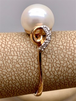 *Кольцо р.17 д.9-9,5  Белый Жемчуг цв Красное арт. 1.0243.0.b-211 Вес 3,05 г - фото 345650 *Кольцо р.17 д.9-9,5  Белый Жемчуг цв Красное арт. 1.0243.0.b-211 Вес 3,05 г - фото 345650