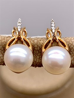 *Серьги Белый Жемчуг д.9-9,5 цв Красное арт. 2.0242.1.b-575 Вес 4,98 г - фото 345711