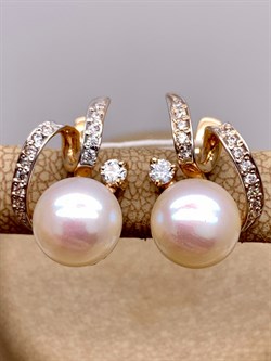 *Серьги Белый Жемчуг д.9-9,5 цв Красное арт. 2.0154.0.b-730 Вес 5,45 г - фото 345880