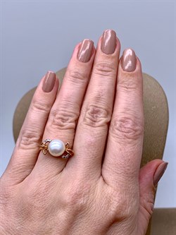 *Кольцо р.16 Белый Жемчуг д.9-9,5 цв Красное арт. 1.0245.0.b-780 Вес 3,04 г - фото 345973 *Кольцо р.16 Белый Жемчуг д.9-9,5 цв Красное арт. 1.0245.0.b-780 Вес 3,04 г - фото 345973