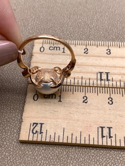 *Кольцо р.17,5 д.10,5-11 Белый Жемчуг цв Красное арт. 1.0441.0.b-508 Вес 4,3 г - фото 346071 *Кольцо р.17,5 д.10,5-11 Белый Жемчуг цв Красное арт. 1.0441.0.b-508 Вес 4,3 г - фото 346071