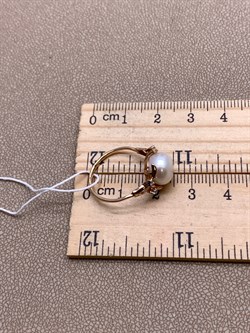 *Кольцо р.17 д.8,5-9 Белый Жемчуг цв Красное арт. 1.0240.0.b-936 Вес 2,89 г - фото 346110 *Кольцо р.17 д.8,5-9 Белый Жемчуг цв Красное арт. 1.0240.0.b-936 Вес 2,89 г - фото 346110