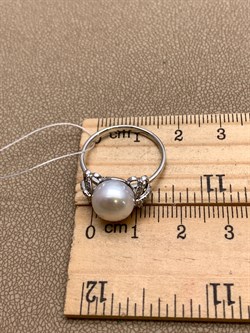 *Кольцо р.17,5 Белый Жемчуг д.9-9,5 цв Белое арт. 1.0246.0.b-735 Вес 3,35 г - фото 346222 *Кольцо р.17,5 Белый Жемчуг д.9-9,5 цв Белое арт. 1.0246.0.b-735 Вес 3,35 г - фото 346222