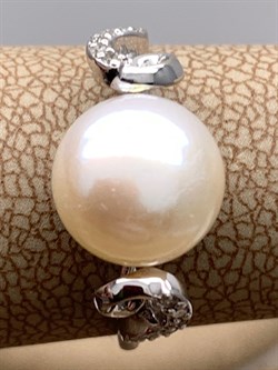 *Кольцо р.17,5 Белый Жемчуг д.9-9,5 цв Белое арт. 1.0243.0.b-690 Вес 3,08 г - фото 346227 *Кольцо р.17,5 Белый Жемчуг д.9-9,5 цв Белое арт. 1.0243.0.b-690 Вес 3,08 г - фото 346227