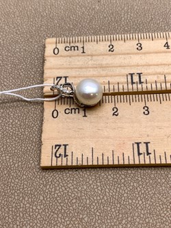 *Кулон Белый Жемчуг д.8,5-9 цв Белое арт. 3.0248.0.b-547 Вес 1,8 г - фото 346250 *Кулон Белый Жемчуг д.8,5-9 цв Белое арт. 3.0248.0.b-547 Вес 1,8 г - фото 346250