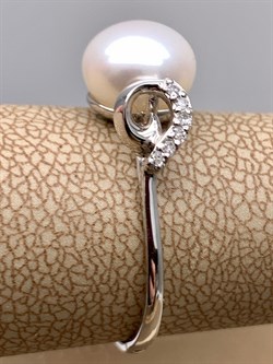 *Кольцо р.18,5 Белый Жемчуг д.9-9,5 цв Белое арт. 1.0243.0.b-942 Вес 2,9 г - фото 346255