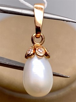 *Кулон Белый Жемчуг д.7-7,5 цв Красное арт. 3.0349.9.d-207 Вес 1,45 г - фото 346378