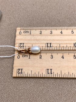 *Кулон Белый Жемчуг д.7-7,5 цв Красное арт. 3.0349.9.d-207 Вес 1,45 г - фото 346380 *Кулон Белый Жемчуг д.7-7,5 цв Красное арт. 3.0349.9.d-207 Вес 1,45 г - фото 346380