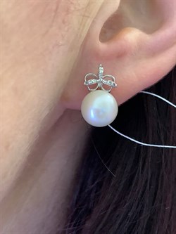 *Серьги Белый Жемчуг д.9-9,5 цв Белое арт. 2.0246.1.b-742 Вес 4,78 г - фото 346455 *Серьги Белый Жемчуг д.9-9,5 цв Белое арт. 2.0246.1.b-742 Вес 4,78 г - фото 346455