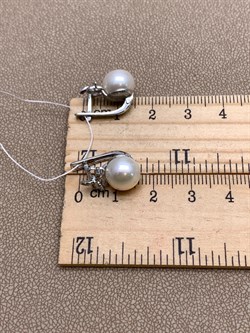 *Серьги Белый Жемчуг д.9-9,5 цв Белое арт. 2.0246.1.b-742 Вес 4,78 г - фото 346458 *Серьги Белый Жемчуг д.9-9,5 цв Белое арт. 2.0246.1.b-742 Вес 4,78 г - фото 346458