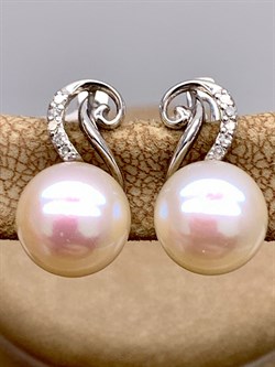 *Серьги Белый Жемчуг д.9-9,5 цв Белое арт. 2.0244.1.b-712 Вес 4,76 г - фото 346461