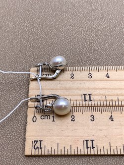 *Серьги Белый Жемчуг д.9-9,5 цв Белое арт. 2.0243.1.b-706 Вес 4,67 г - фото 346470 *Серьги Белый Жемчуг д.9-9,5 цв Белое арт. 2.0243.1.b-706 Вес 4,67 г - фото 346470