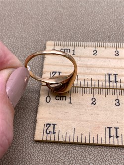 *Кольцо р.18,5 д.6,5-7 Белый Жемчуг цв Красное арт. 1.0676.0.d-892 Вес 3,06 г - фото 346650